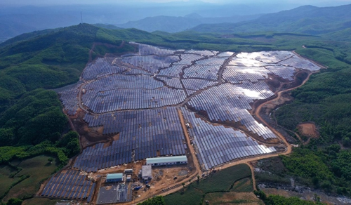 Major adjustments to Vietnam's power planning, squeezed out photovoltaic power generation.Special ba