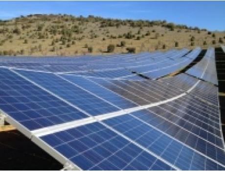 France's first grid-connected solar-plus-storage project uses Saft's battery storage system.lithium 