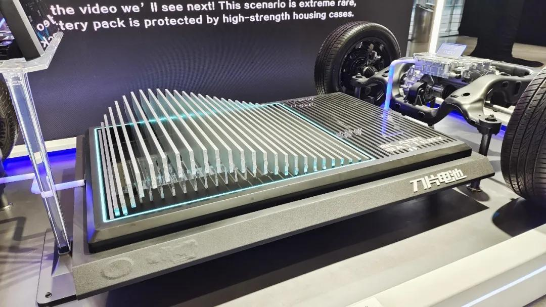 The latest packaging technology for lithium batteries: BYD blade batteries and CTP batteries