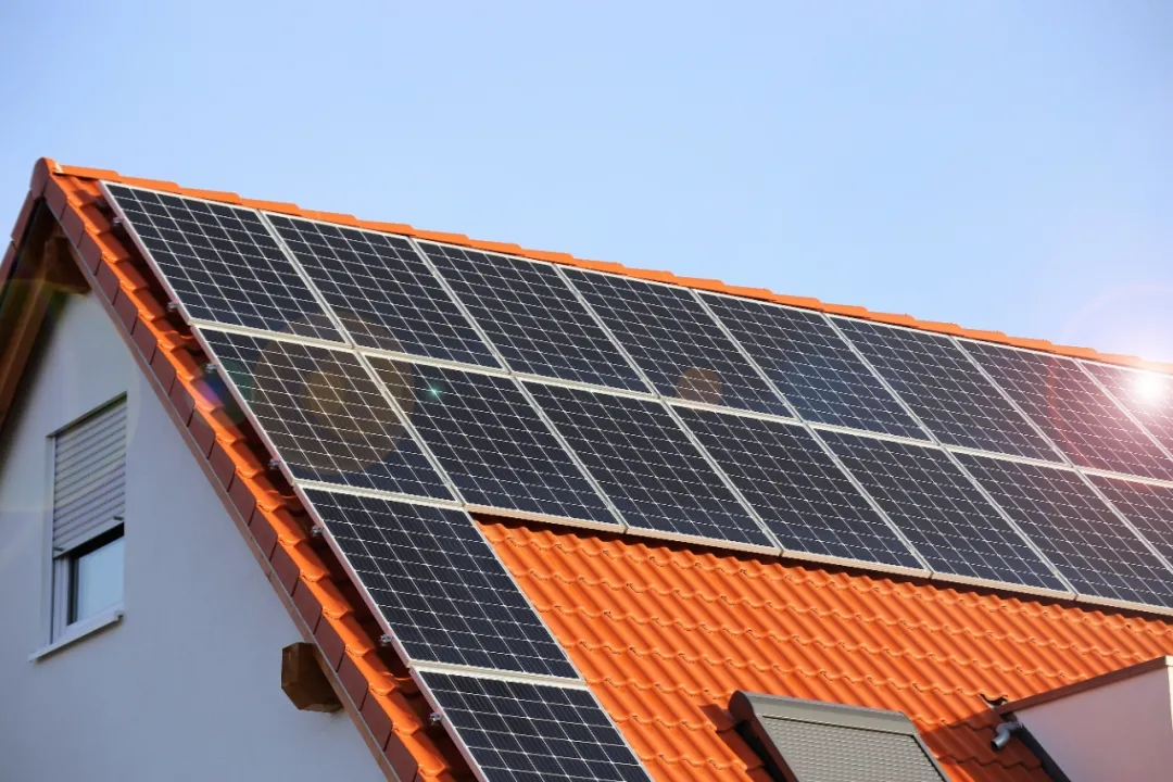 When the grid-connected inverter shows an AC overvoltage problem, how to check and solve it?(图1)