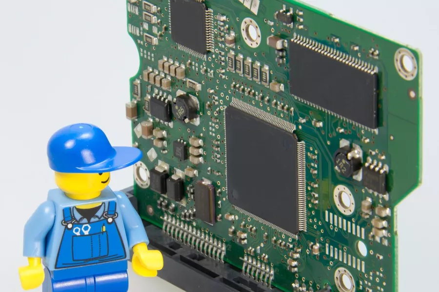 Will the PCB/BMS expire?PV barrery price